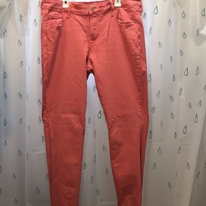 Old navy rockstar pants.